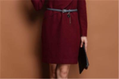 What belt does a red dress match?